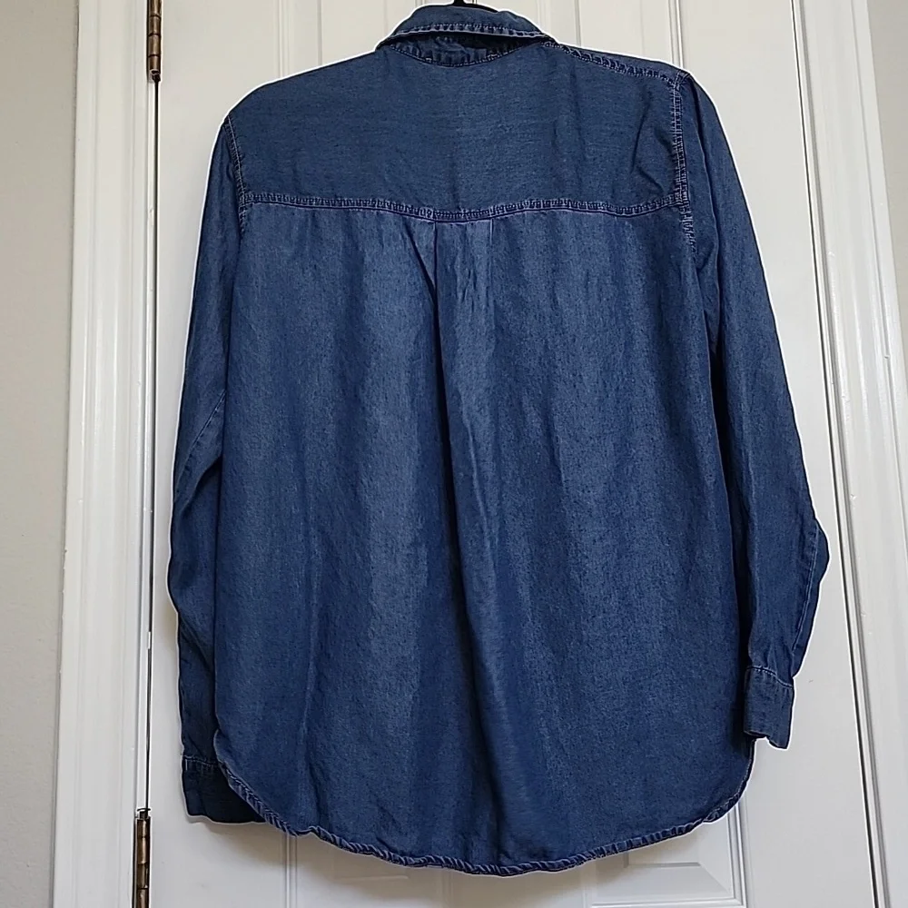 Jane and Delancey Denim Button Down Size Small​​​​​ - Picture 6 of 7